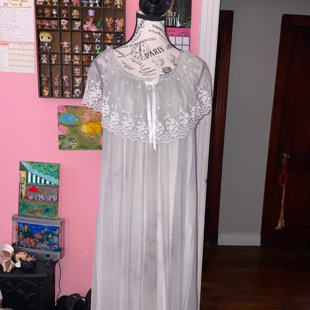 Elegant White Lace Nightgown